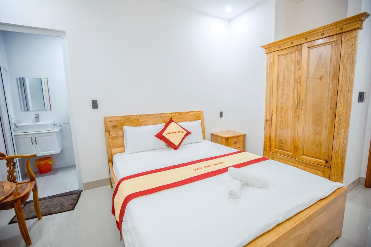 Van Anh Hotel فونج تاو المظهر الخارجي الصورة